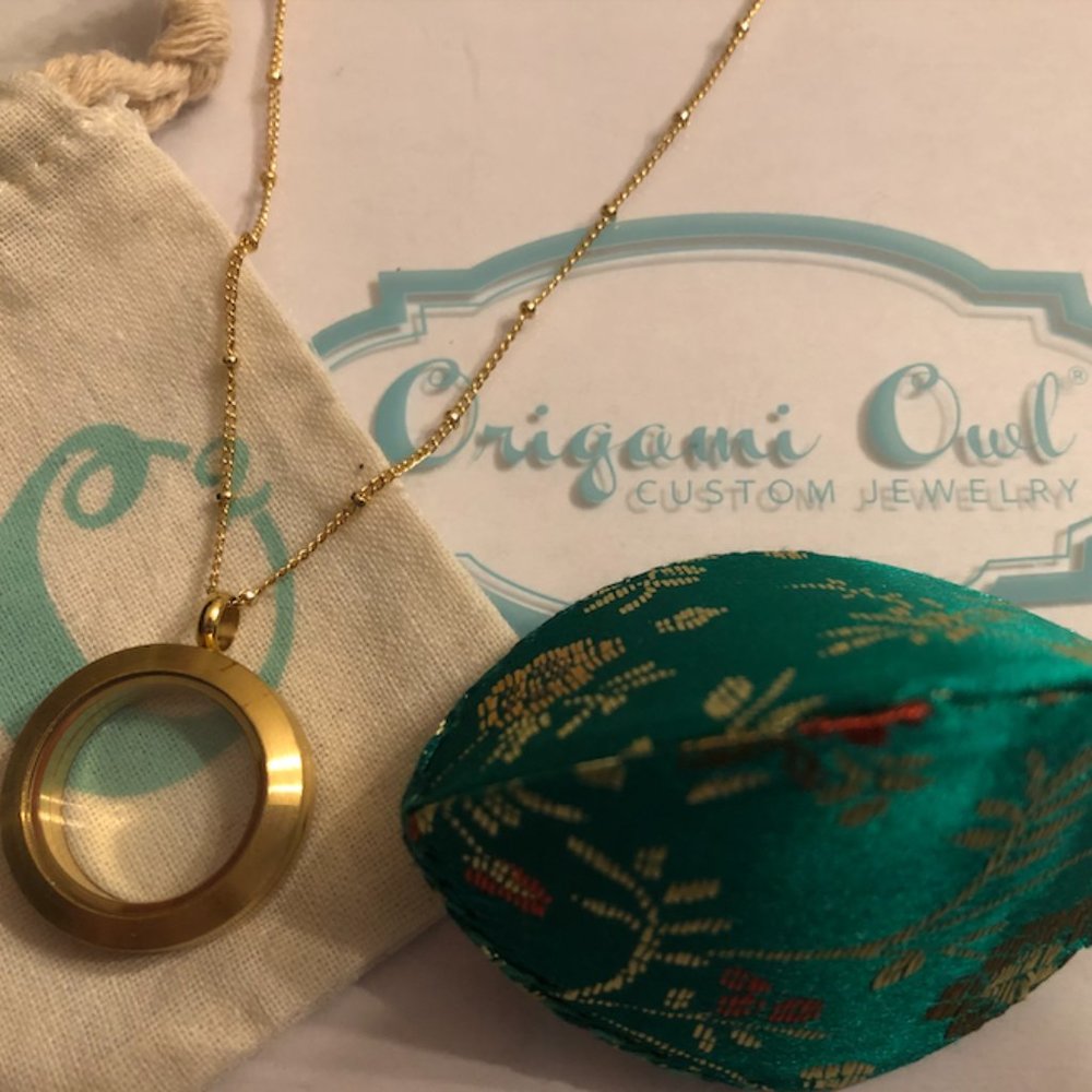 Origami Owl Medium Gold Locket + Chain
